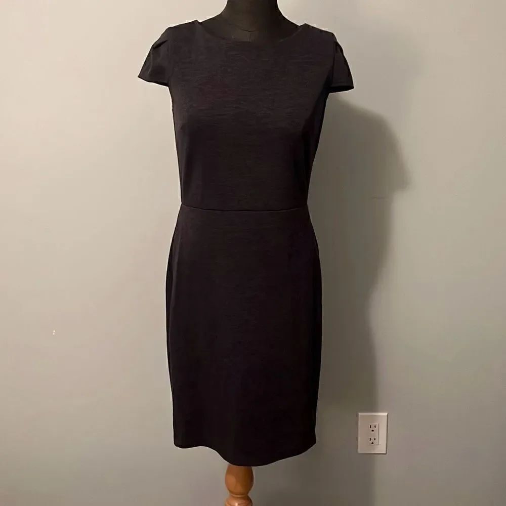 Cato Women's Gray Stretch Pleated Cap Sleeve Sheath Dress